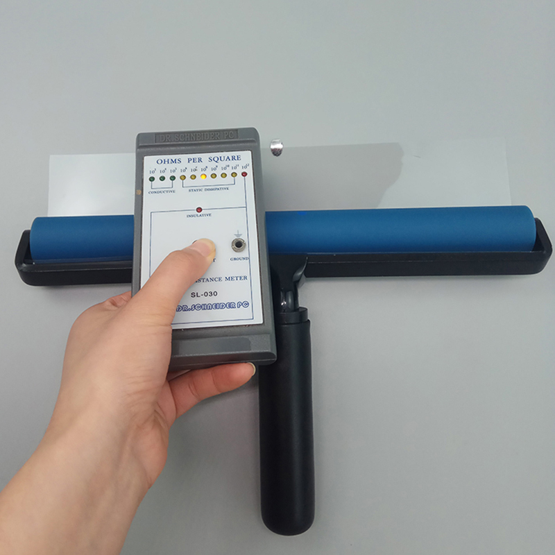 Anti-statický gumový lepkavý valček